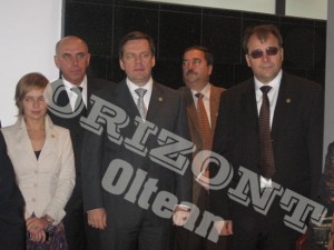 dir general TMK -Dl Semerikov asistand la ceremonia religioasa bsW